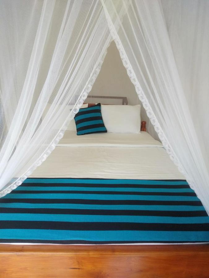 Elegant Home Stay Ella Esterno foto