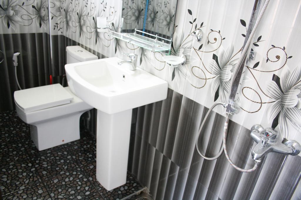 Elegant Home Stay Ella Esterno foto