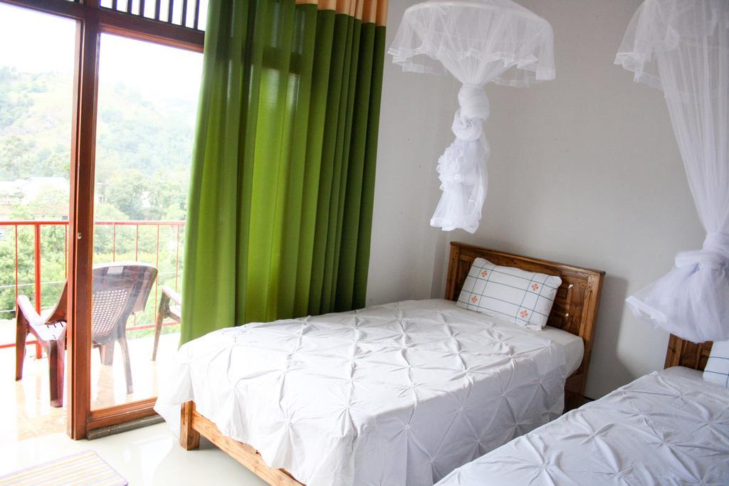 Elegant Home Stay Ella Esterno foto