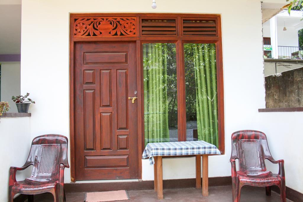 Elegant Home Stay Ella Esterno foto
