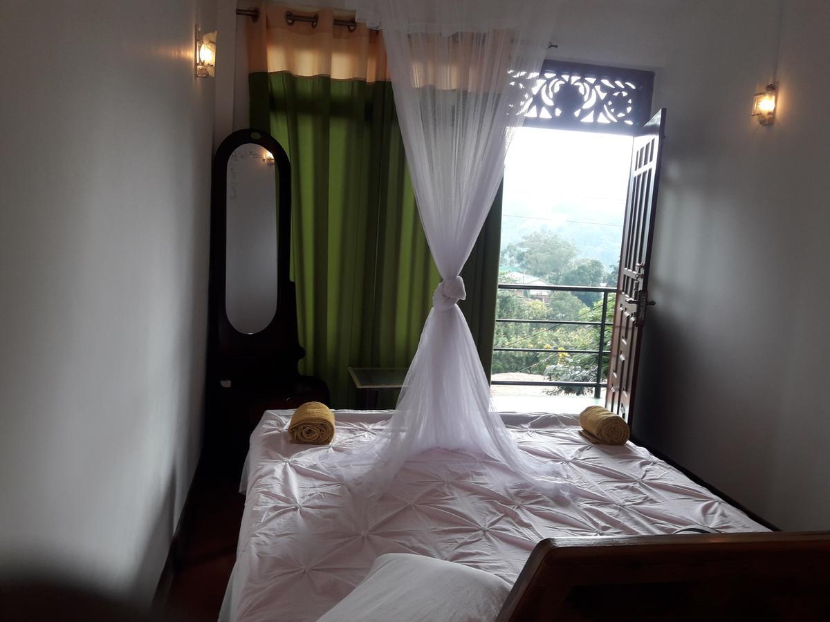 Elegant Home Stay Ella Esterno foto