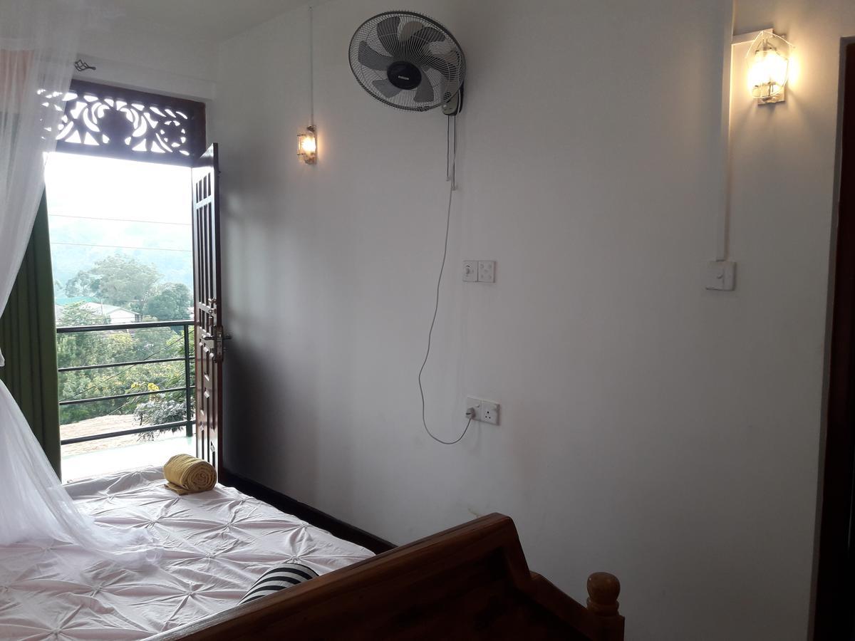 Elegant Home Stay Ella Esterno foto