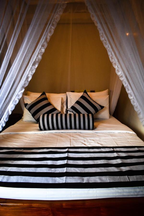 Elegant Home Stay Ella Esterno foto