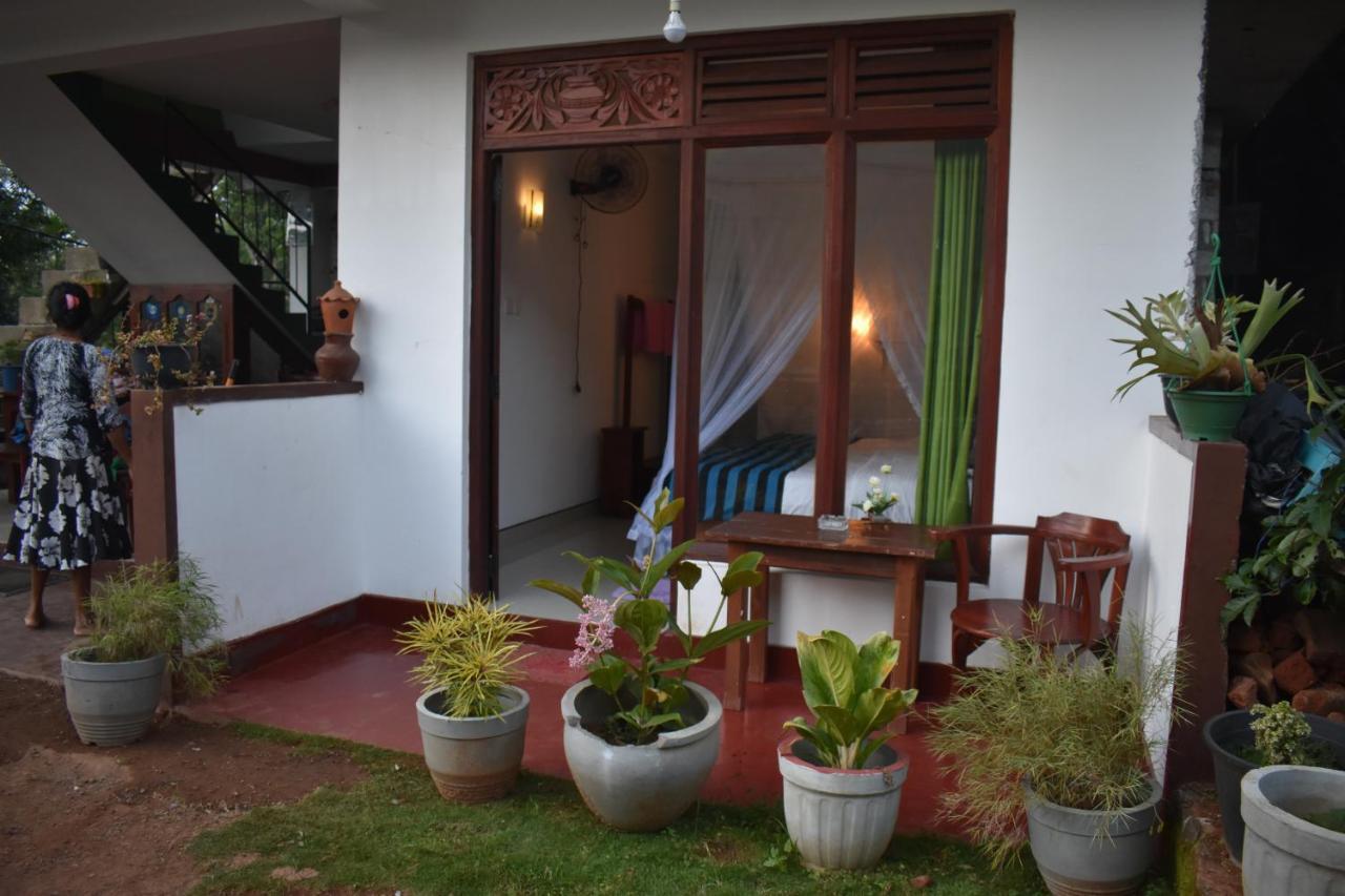 Elegant Home Stay Ella Esterno foto