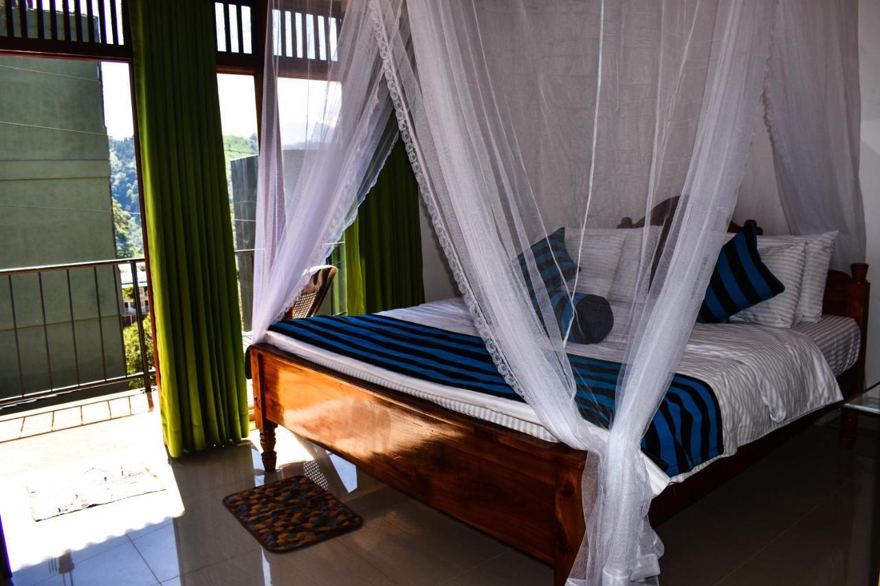Elegant Home Stay Ella Esterno foto
